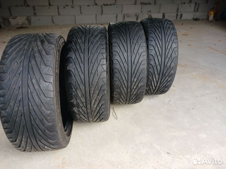 Triangle TR968 215/40 R17 91V