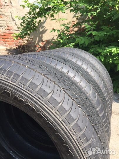 Dunlop Grandtrek AT1 215/60 R17