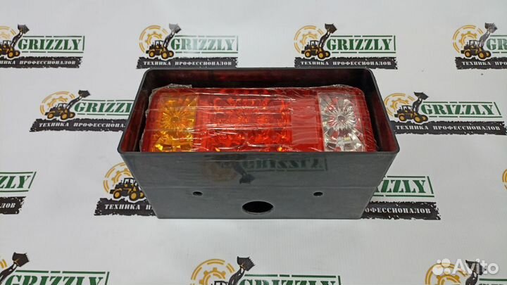 Фара задняя в корпусе большой правый