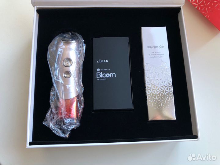 Косметический аппарат Ya-Man RF Bloom