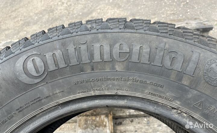 Continental ContiIceContact 4x4 215/70 R16