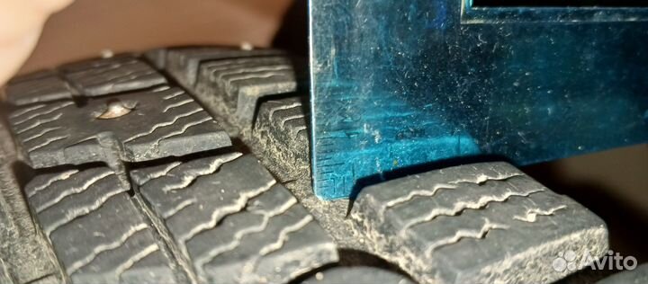 Dunlop SP Winter Ice 01 175/65 R14 82T