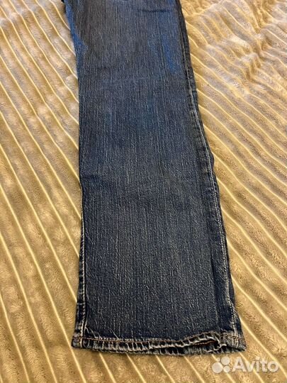 Джинсы Levi's