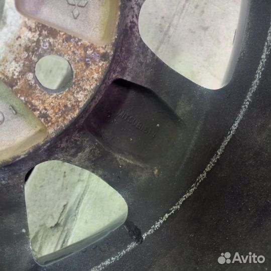 Диски на mitsubishi pajero