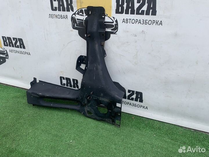 Панель передняя левая L Land Rover Range Rover