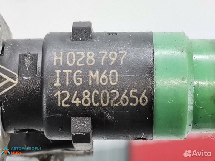 Форсунка Renault Laguna 2 2002 8200028797