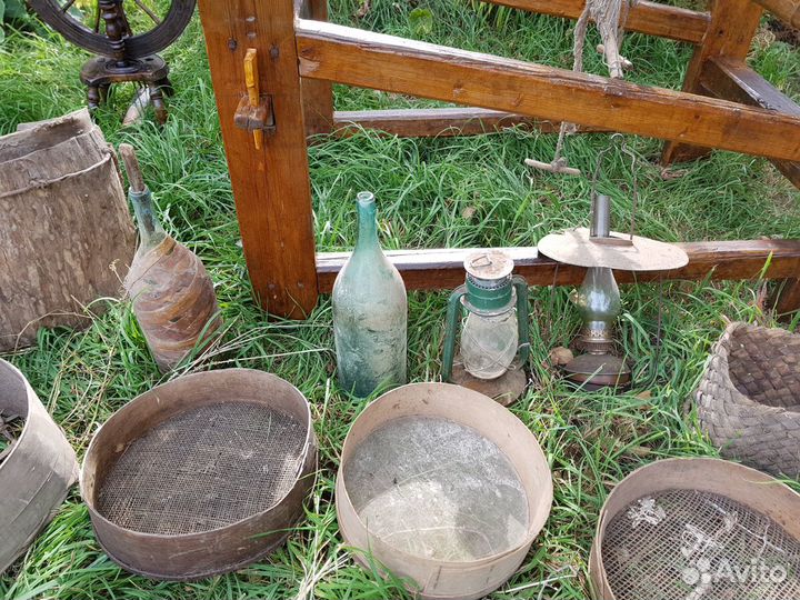 Старинные вещи для музея или кино