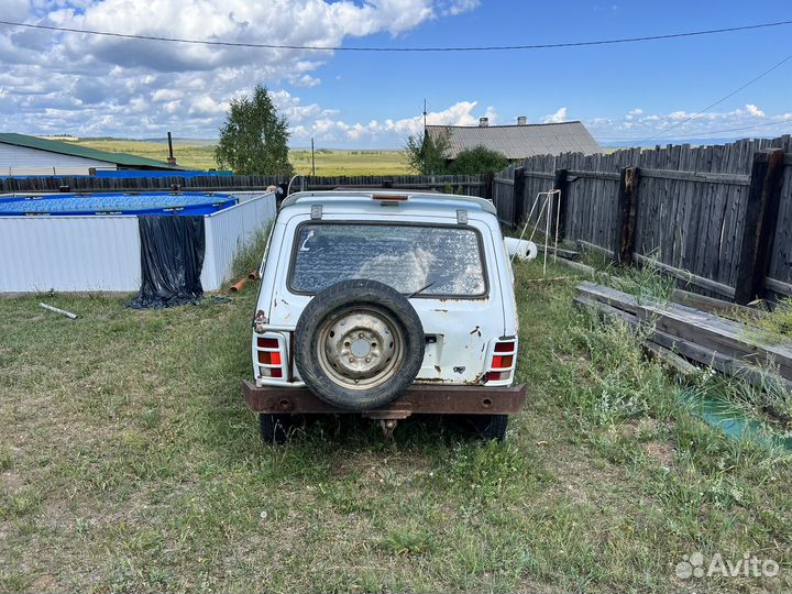 LADA 4x4 (Нива) 1.7 МТ, 2000, 100 000 км