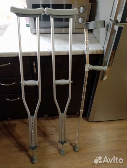 Костыли подмышечные и подлокотный