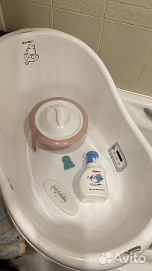 Ванночка для купания с термометром