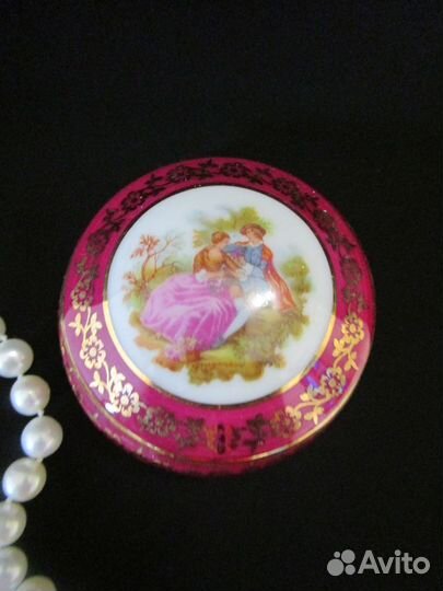 Шкатулка для украшений Фрагонар фарфор лимож