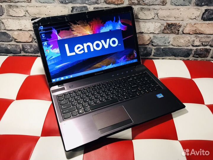 Металлический Lenovo Z570 в идеале Core i3-2350