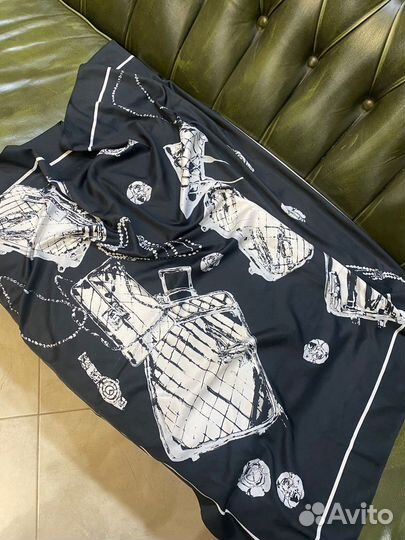 Шелковый платок chanel 90 см