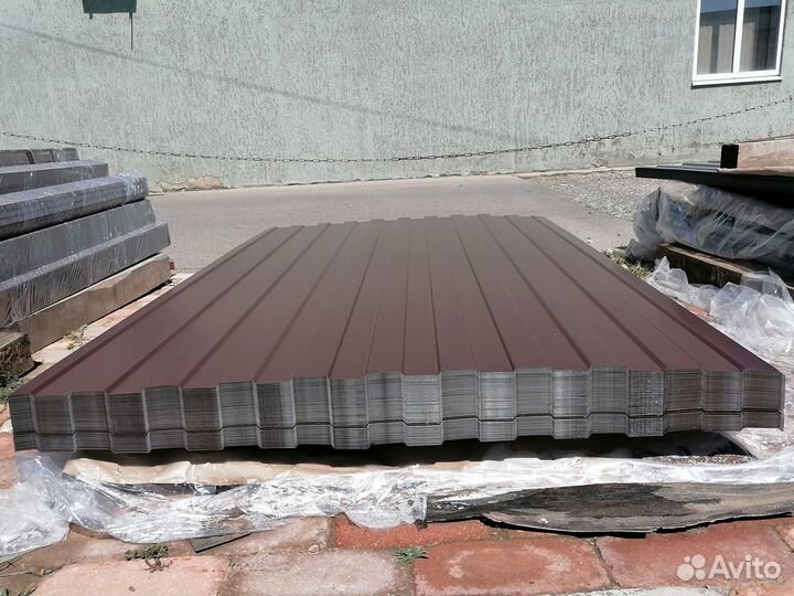 Профлист на забор C8 RAL8017 эконом 2 м. на складе