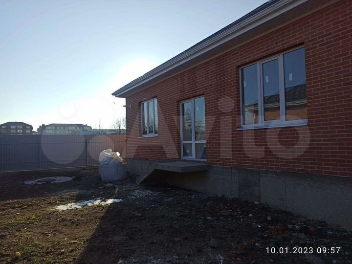 Дом 111 м² на участке 5 сот.