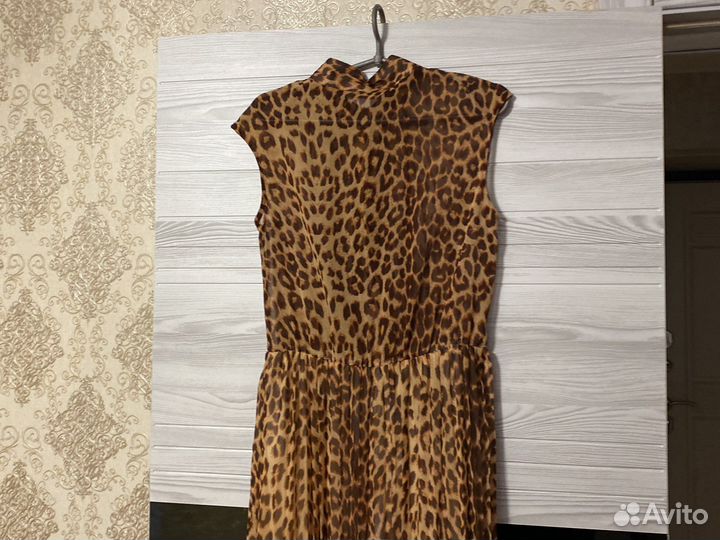 Платье в пол