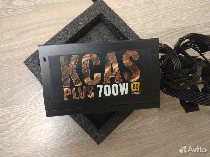 Блок питания Aerocool 700w kcas