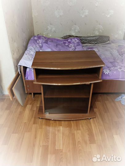 Тумба под телевизор б/у