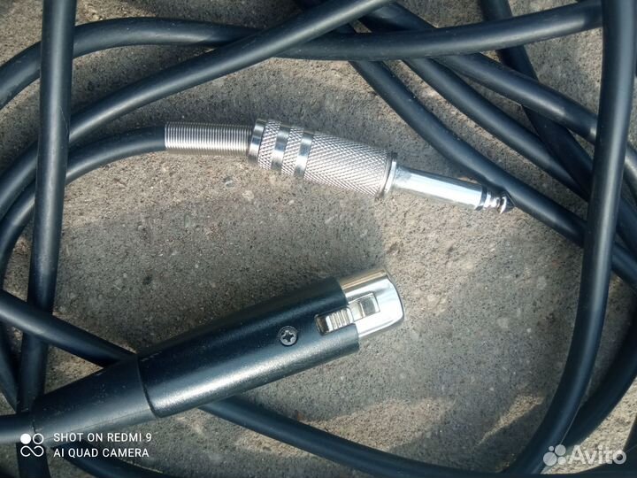 Кабель для микрофона и микшера