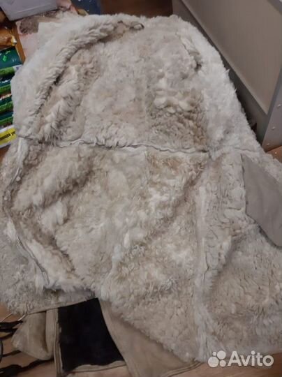 Тулуп(бекеши) белые, чёрные б/у