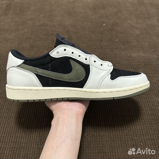 Air Jordan 1 Low Travis Scott Olive