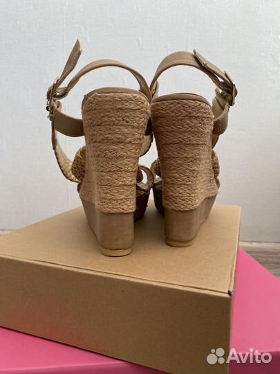 Босоножки incity