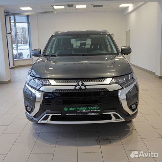 Mitsubishi Outlander 2.4 CVT, 2021, 43 995 км