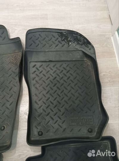 Автомобильные коврики резиновые skoda fabia