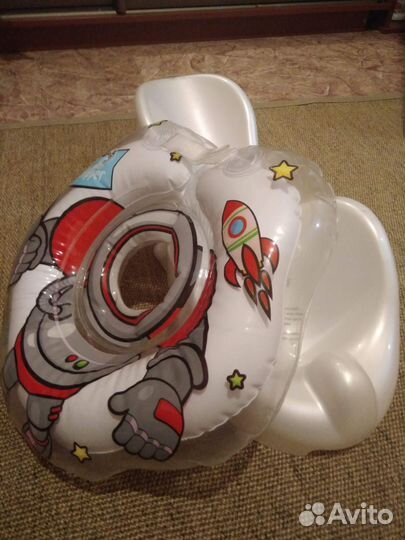 Горка и круг для купания