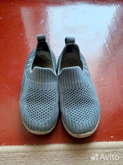 Кроссовки детские