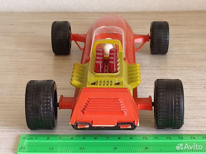 Автомобиль. Машина гоночная. Длина - 28 см. СССР