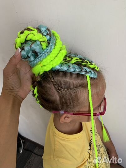 Прически с канекалоном