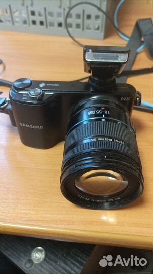 Цифровой фотоаппарат Samsung NX2000