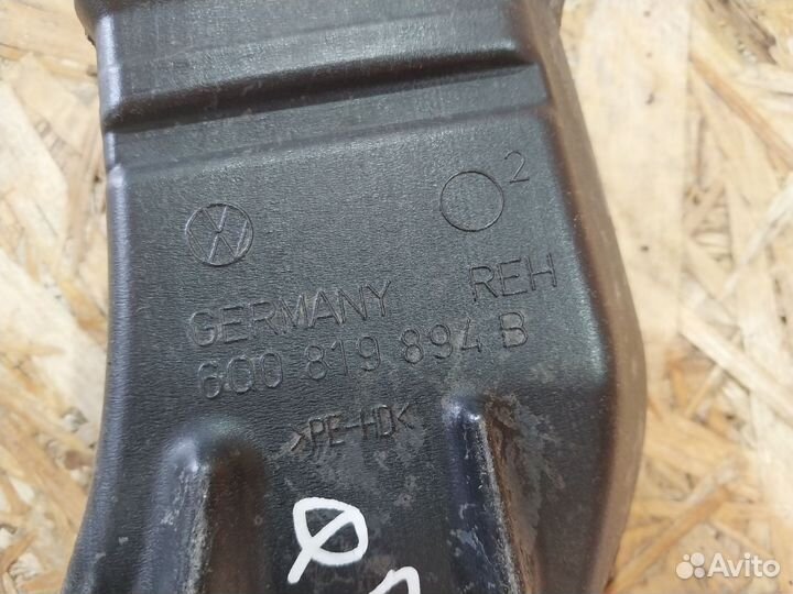 Воздуховод отопителя Volkswagen Polo 5 6Q0819894B