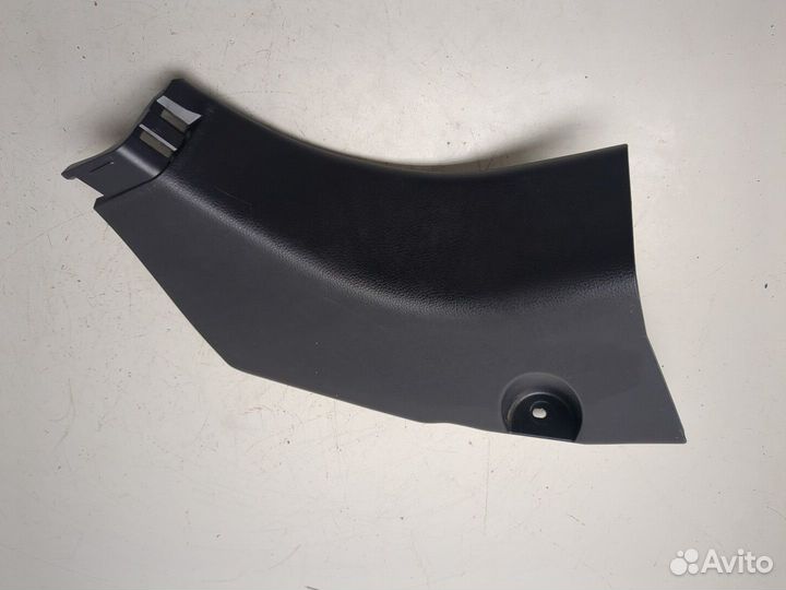 Обшивка салона Toyota RAV 4 2018, 2020