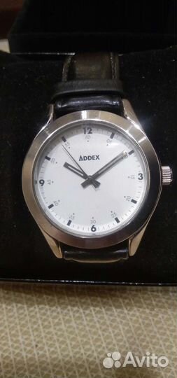 Часы addex