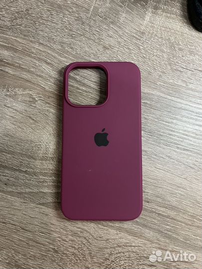 Чехол на iPhone 13 pro