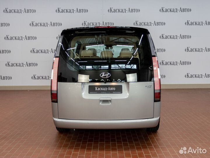 Hyundai Staria 2.2 AT, 2023