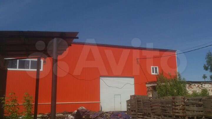 Здание 301.3 м² зу 6сот Киров Щорса