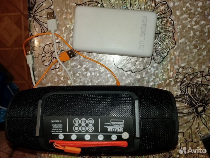 Блютуз колонка