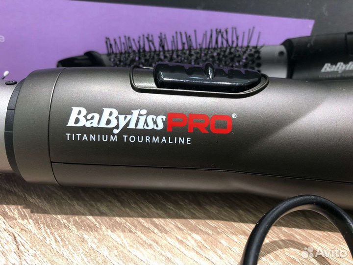 Фен-щетка Babyliss Pro (новая)