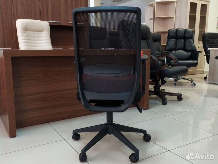 Компьютерное кресло Chairman 555 LT