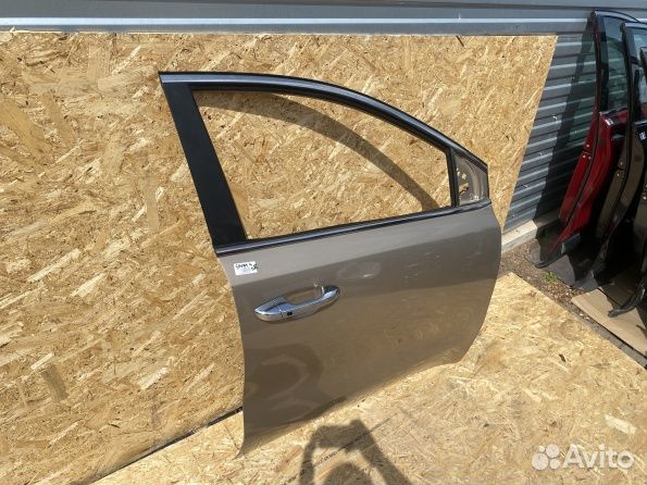 Kia Sportage 4 Дверь правая передняя