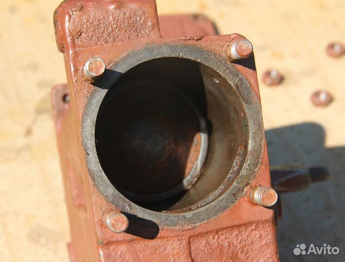 Насос ручной поршневой Р 0.8-30, 1999г