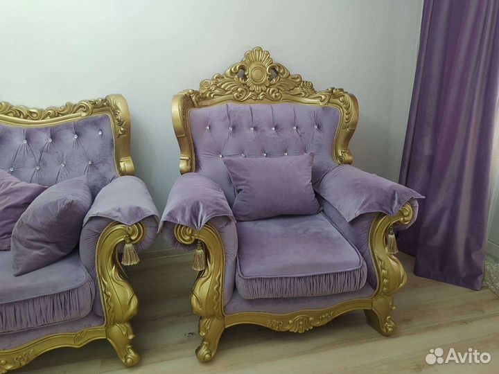 Диван бу Аделина