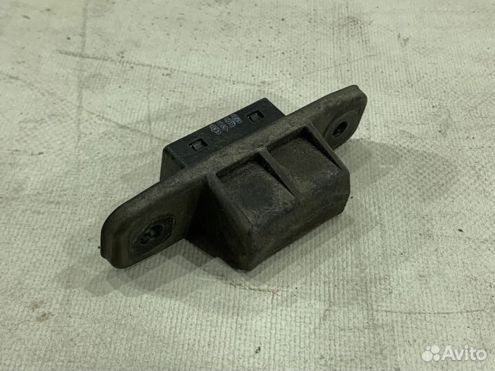 Кнопка откывания багажника Mazda CX-5 KE