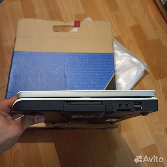 Ноутбук dell 1501