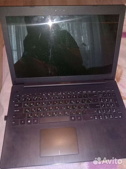 Ноутбук asus