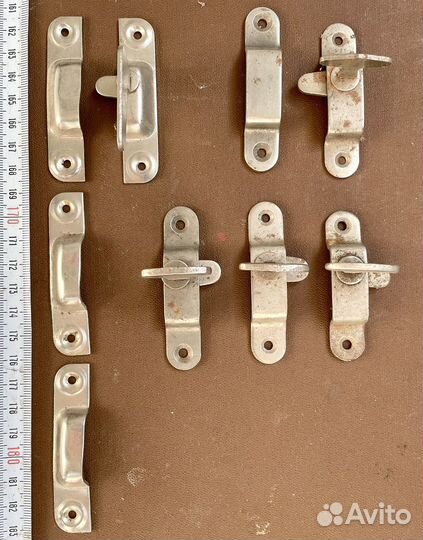 Ручки для деревянных окон, задвижки и крючки