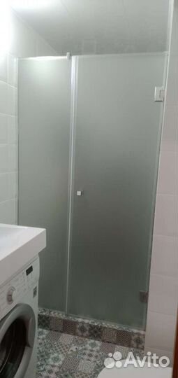 Изготовление и установка душевых кабин/перегородок